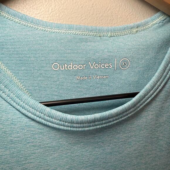 Outdoor Voices Women's High Neck Racerback Sports Bra Light Blue Size X-Small - Picture 2 of 4